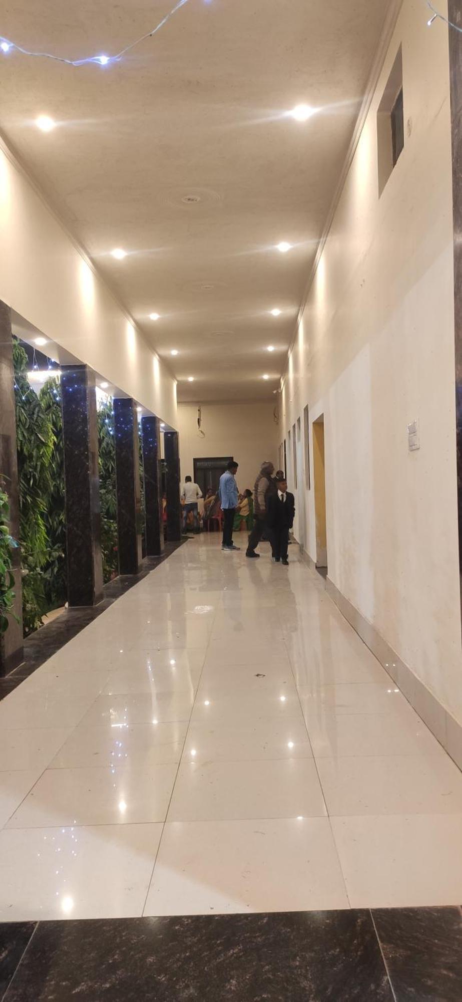 Prem Garden & Resort Mathura Bagian luar foto